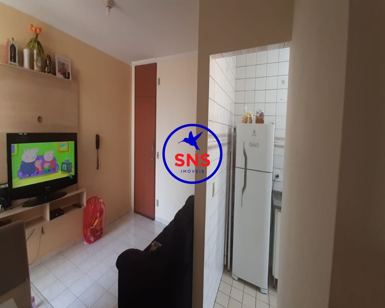 Apartamento à venda com 2 quartos, 65m² - Foto 1