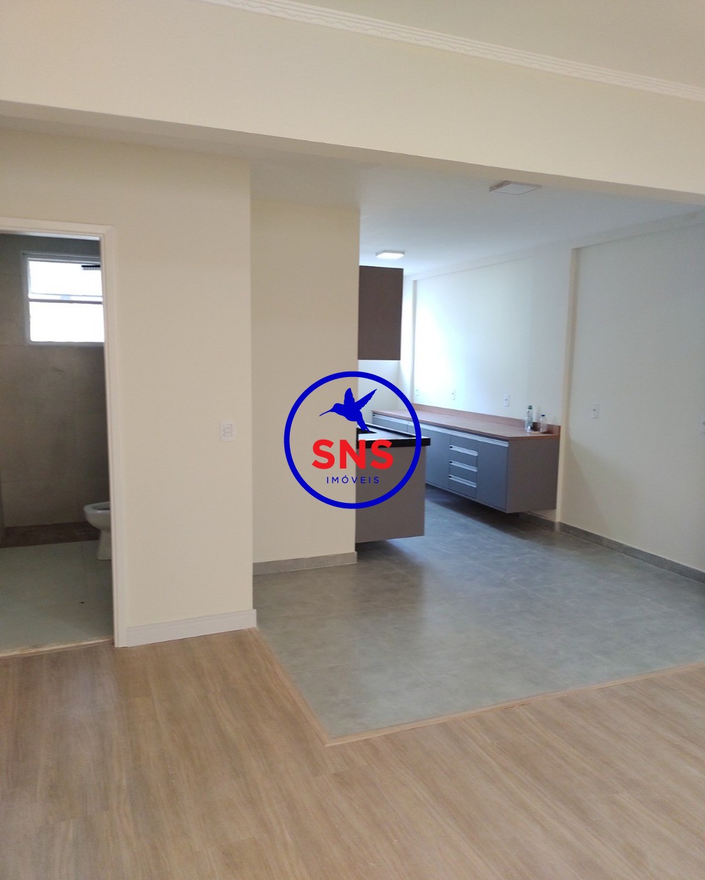 Apartamento à venda com 2 quartos, 67m² - Foto 2