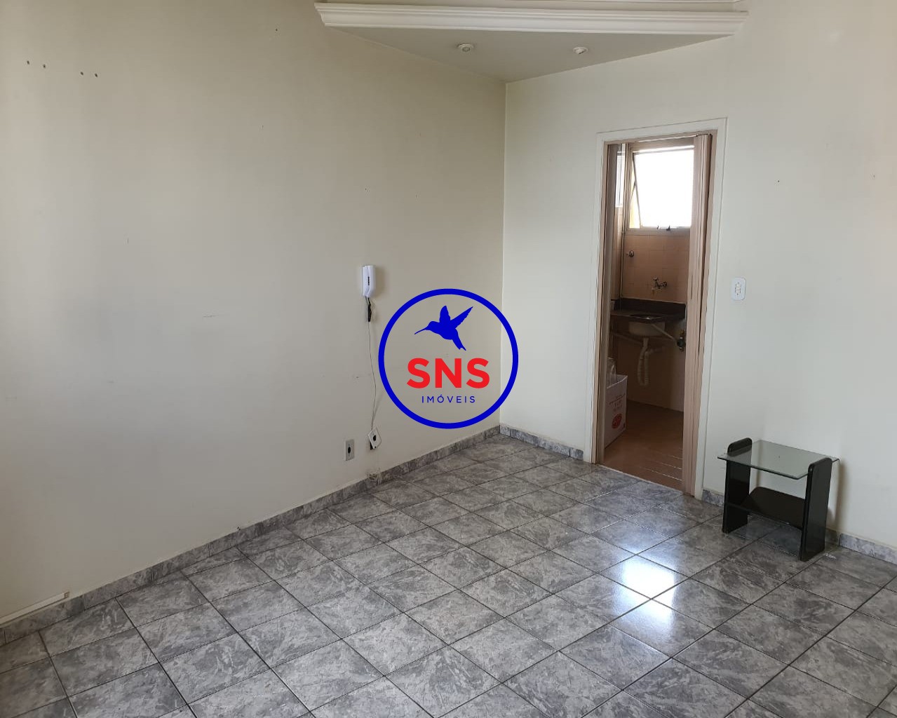 Apartamento à venda com 1 quarto, 32m² - Foto 2