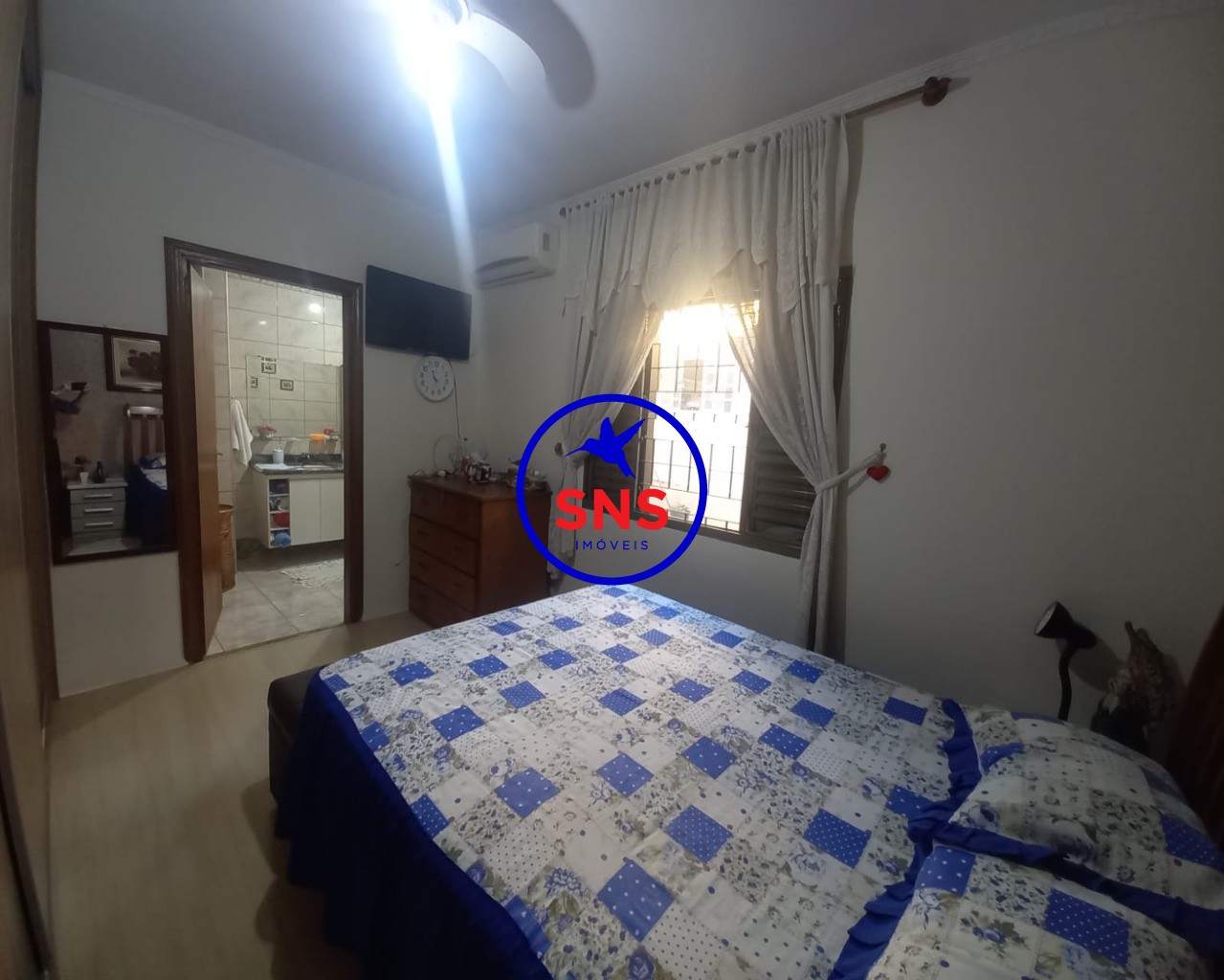 Casa à venda com 4 quartos, 230m² - Foto 18