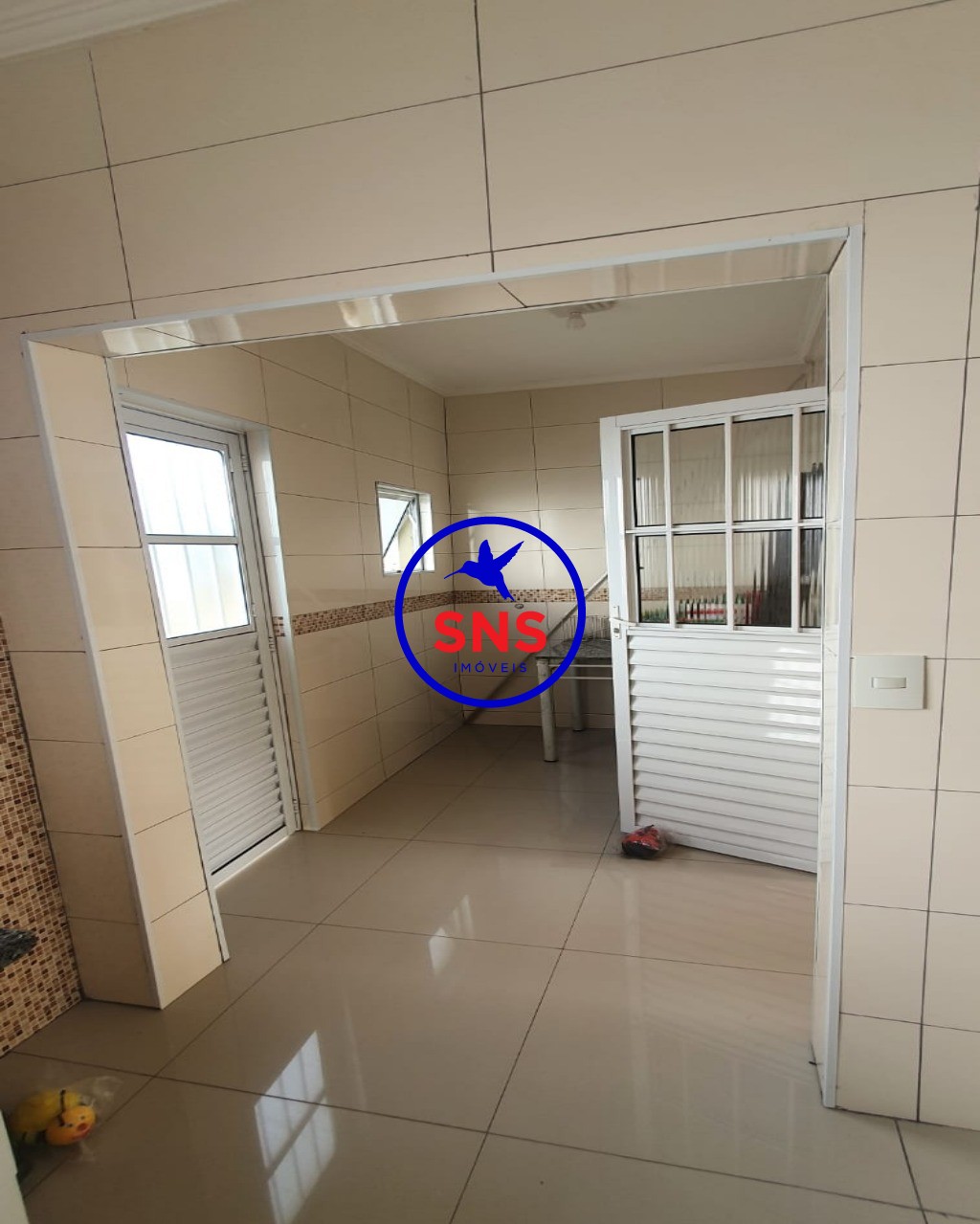 Casa à venda com 3 quartos, 88m² - Foto 13