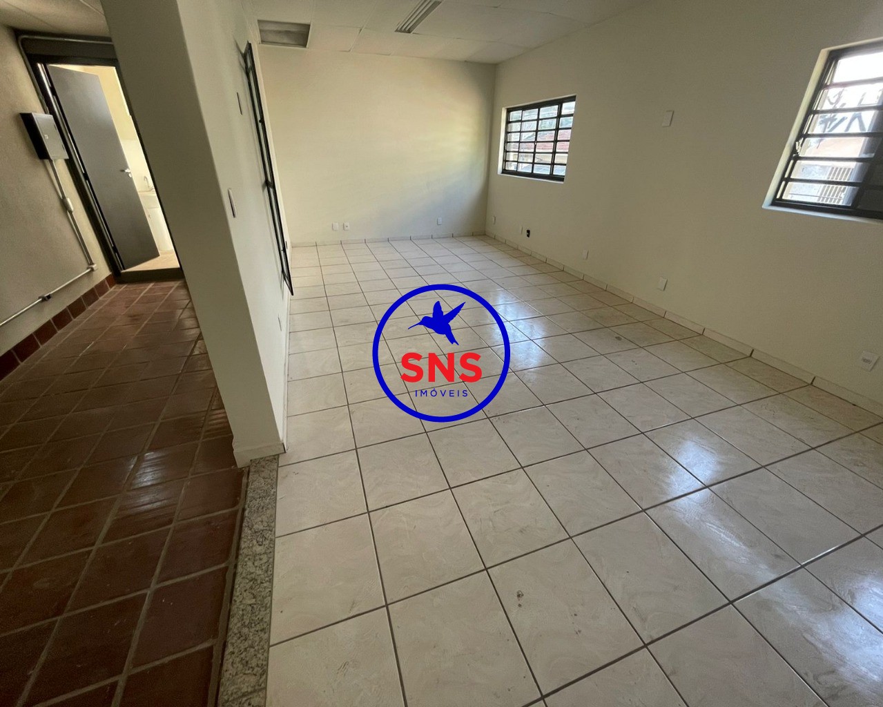 Loja-Salão à venda e aluguel, 144m² - Foto 17