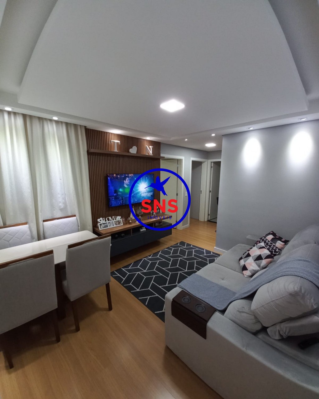 Apartamento à venda com 2 quartos, 45m² - Foto 1