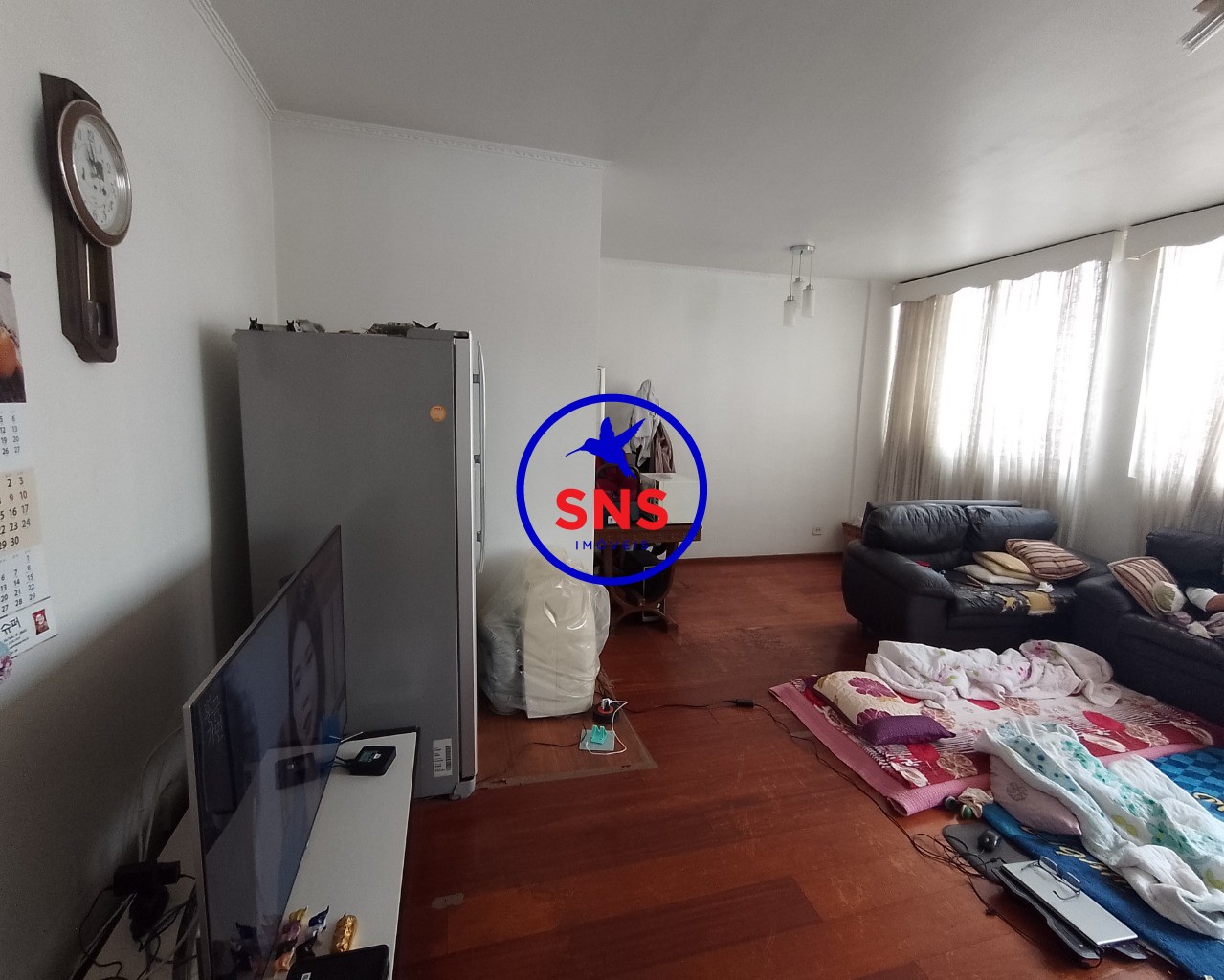 Apartamento à venda com 3 quartos, 144m² - Foto 2