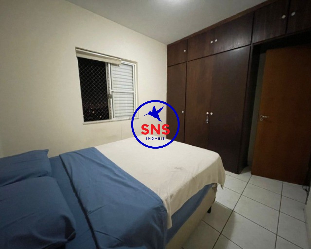 Apartamento à venda com 2 quartos, 80m² - Foto 2