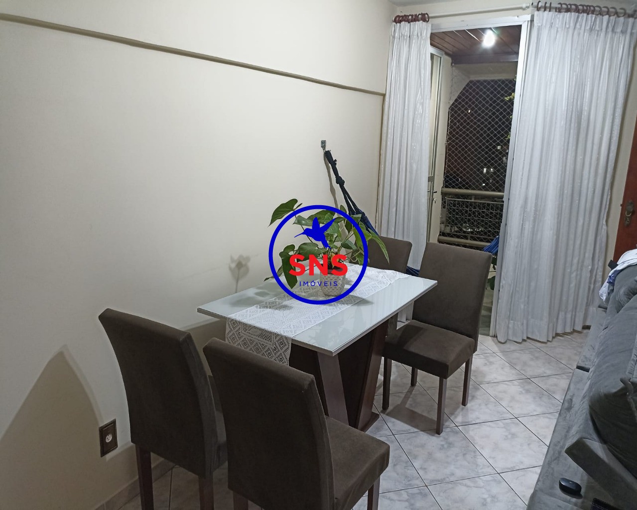 Apartamento à venda com 1 quarto, 55m² - Foto 2