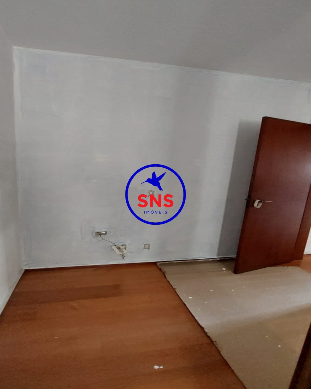 Apartamento à venda com 3 quartos, 105m² - Foto 3