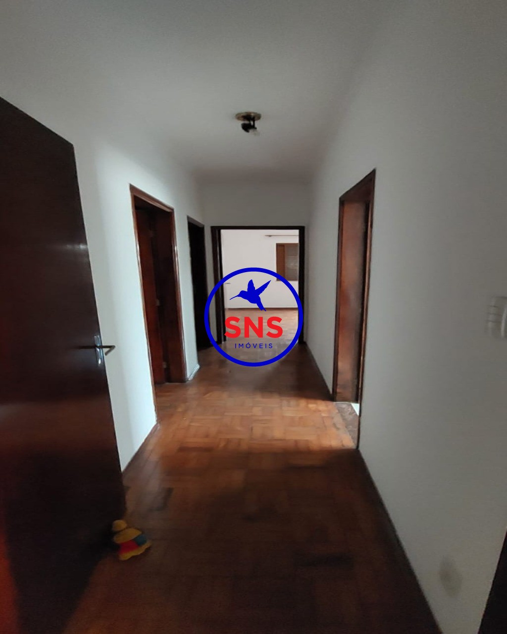 Casa à venda com 4 quartos, 280m² - Foto 16