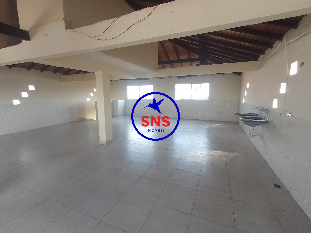 Casa à venda com 3 quartos, 250m² - Foto 25