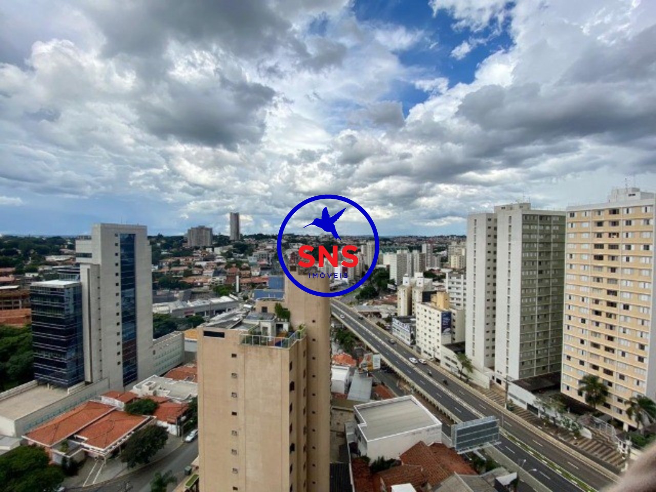 Apartamento à venda com 3 quartos, 160m² - Foto 4