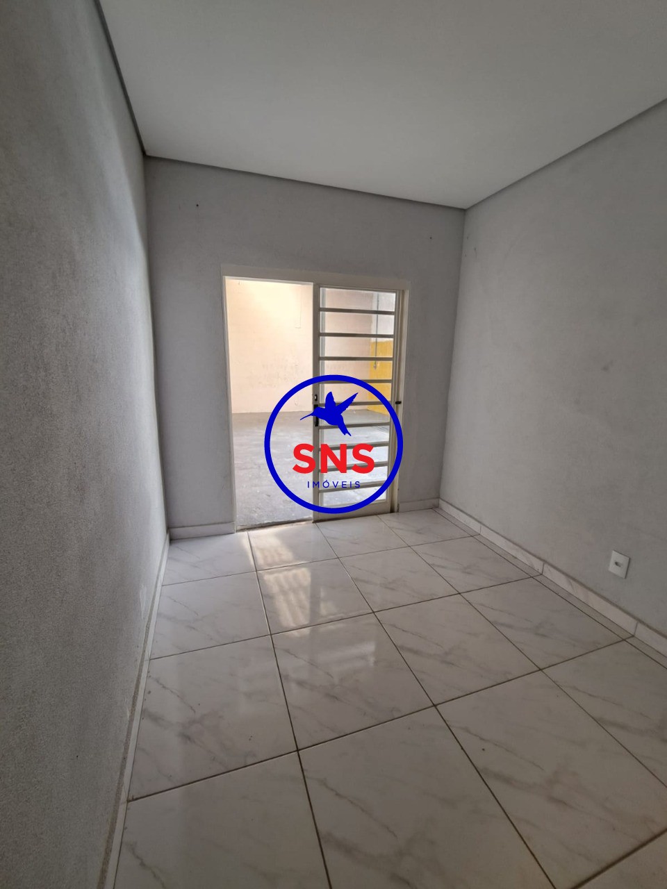 Casa à venda com 2 quartos, 110m² - Foto 9