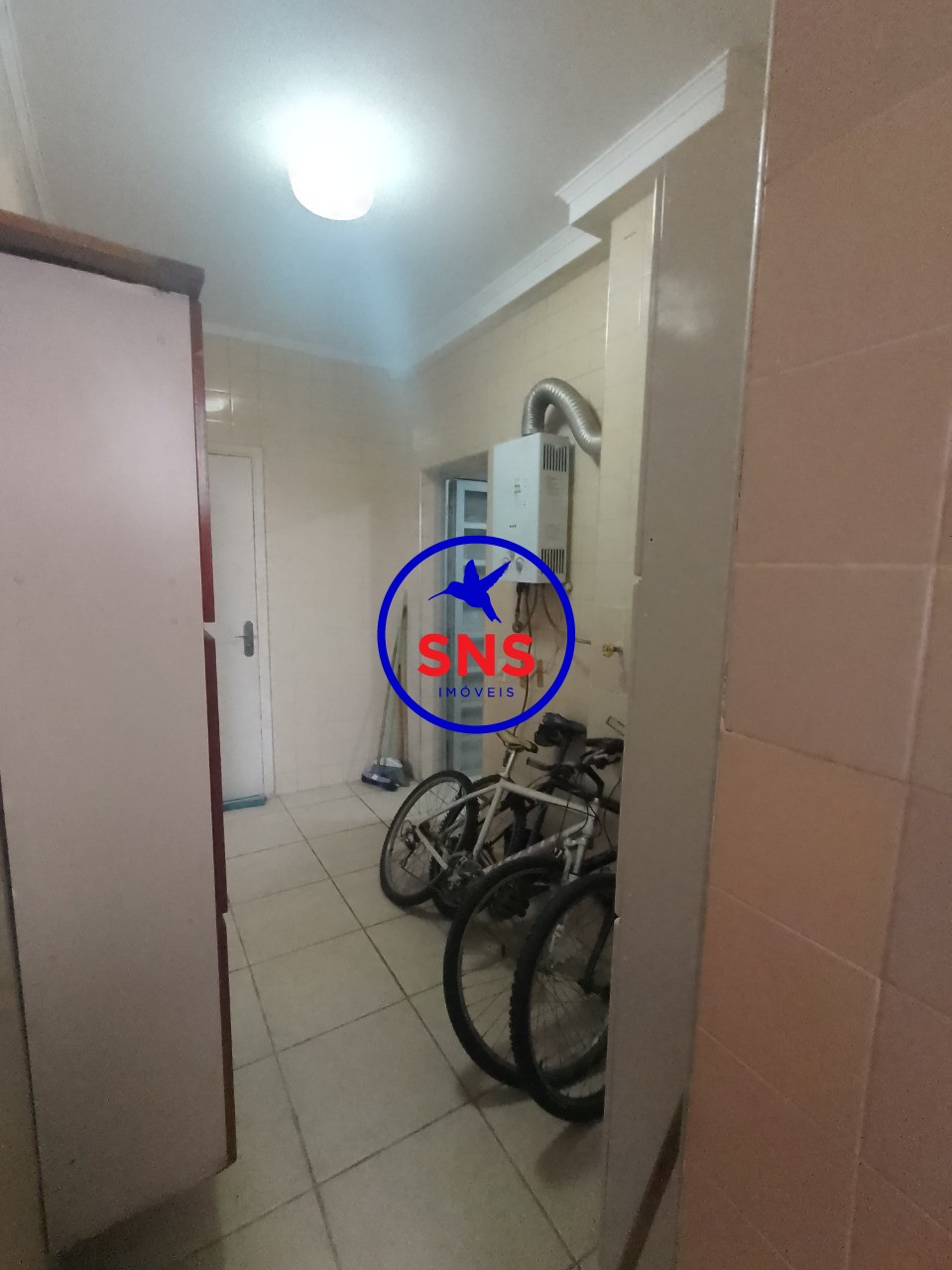 Apartamento à venda com 3 quartos, 225m² - Foto 27