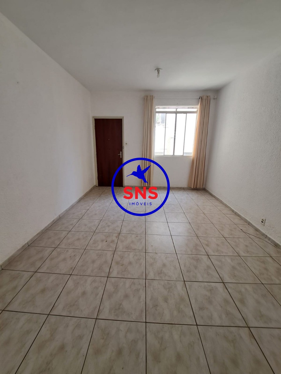 Apartamento à venda com 3 quartos, 104m² - Foto 1