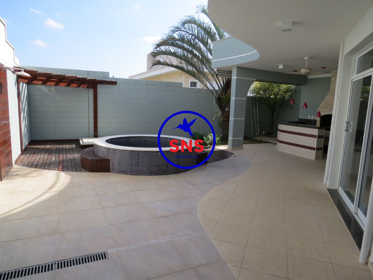 Casa de Condomínio à venda e aluguel com 4 quartos, 360m² - Foto 21