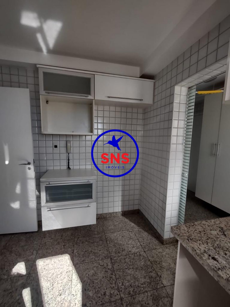 Apartamento à venda com 3 quartos, 134m² - Foto 13