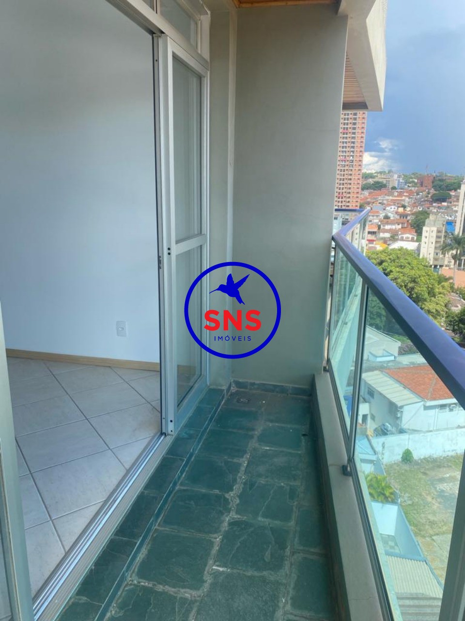 Apartamento à venda com 3 quartos, 120m² - Foto 4