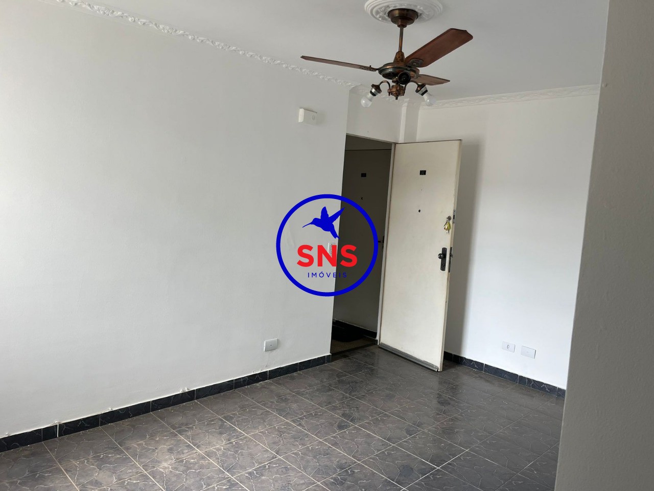 Apartamento à venda com 2 quartos, 55m² - Foto 2