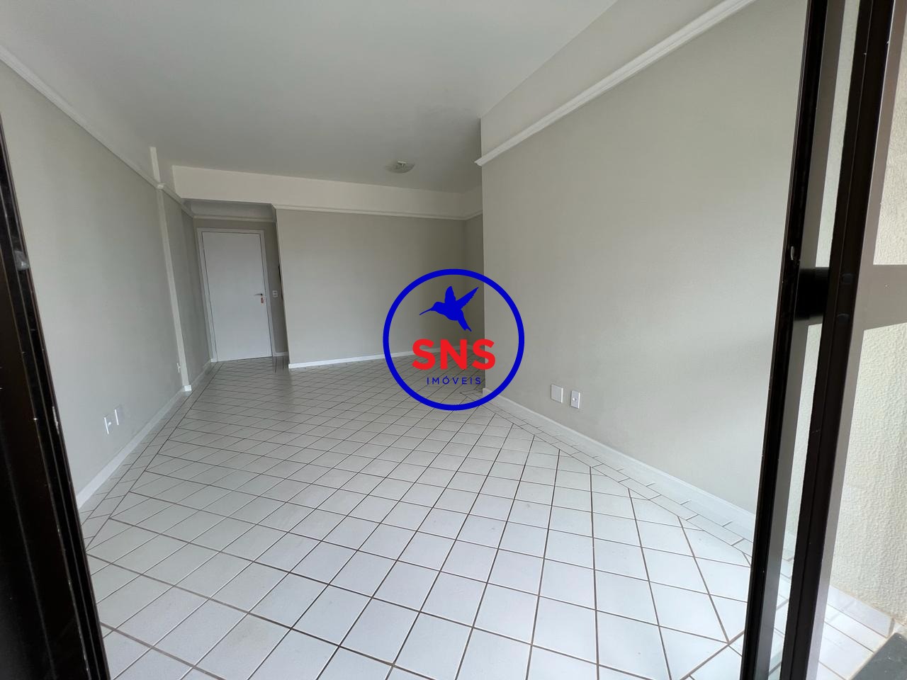 Apartamento à venda com 3 quartos, 82m² - Foto 4