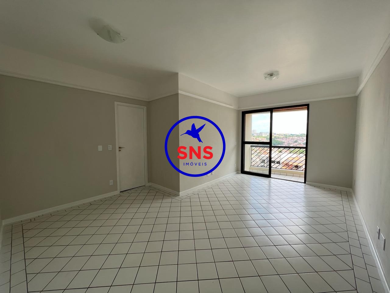 Apartamento à venda com 3 quartos, 82m² - Foto 1