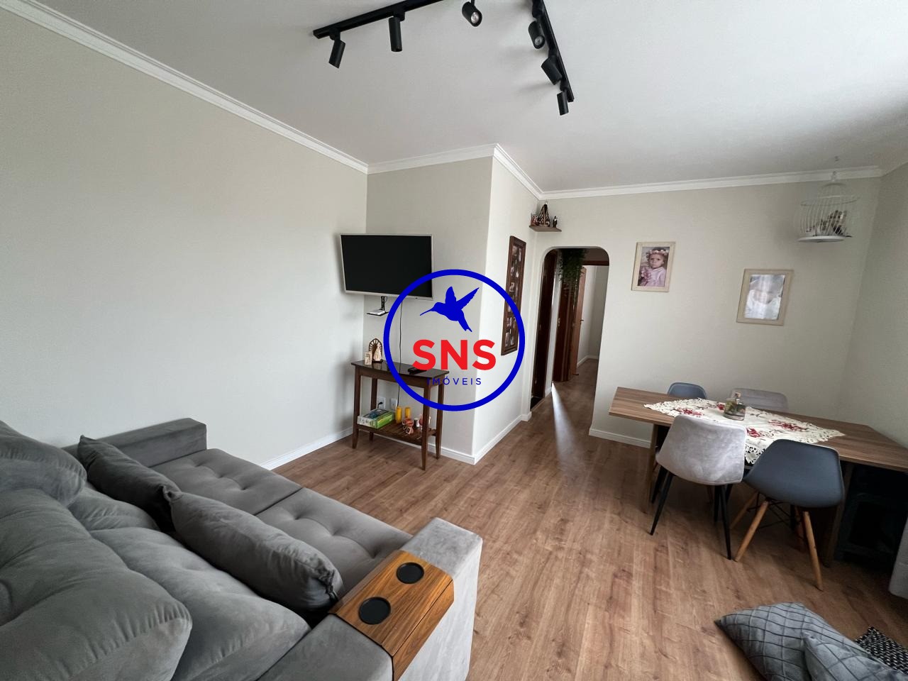 Apartamento à venda com 2 quartos, 76m² - Foto 4