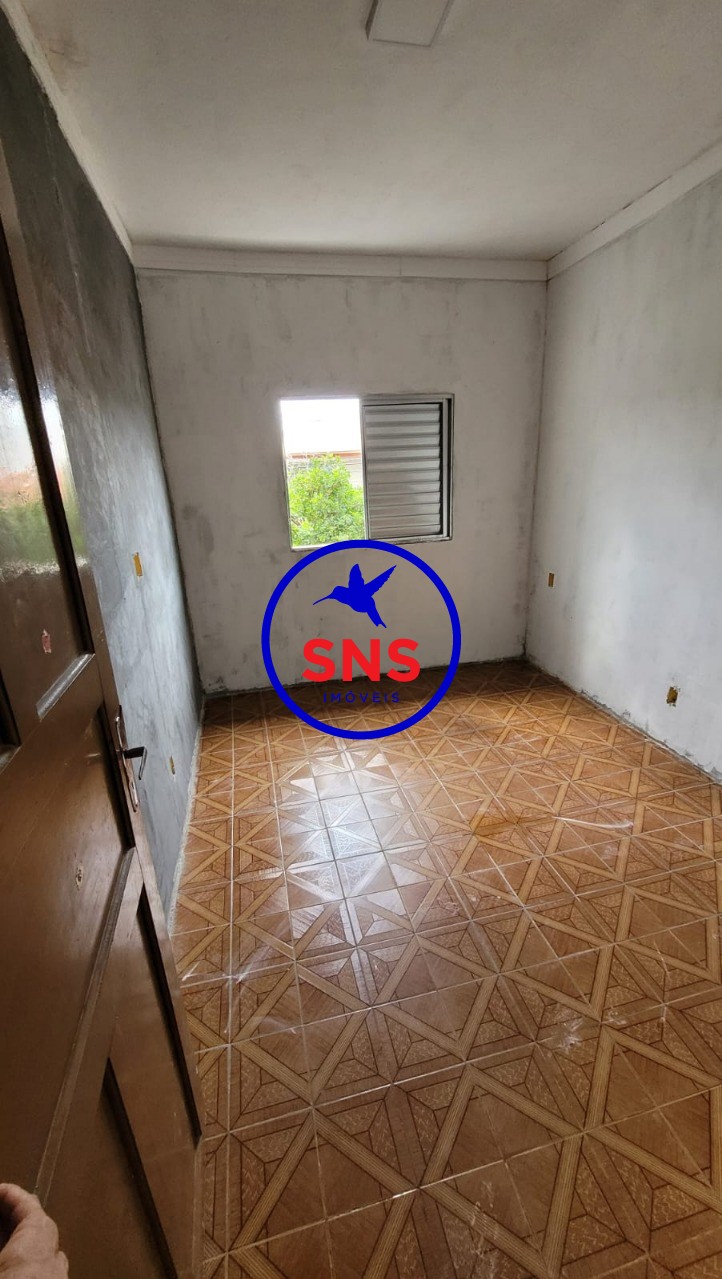 Casa à venda com 5 quartos, 200m² - Foto 24