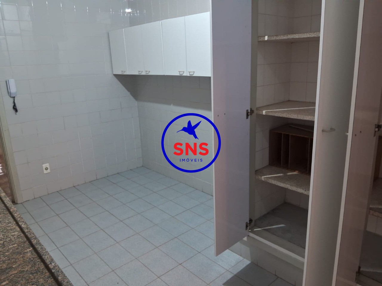 Apartamento à venda com 3 quartos, 160m² - Foto 15