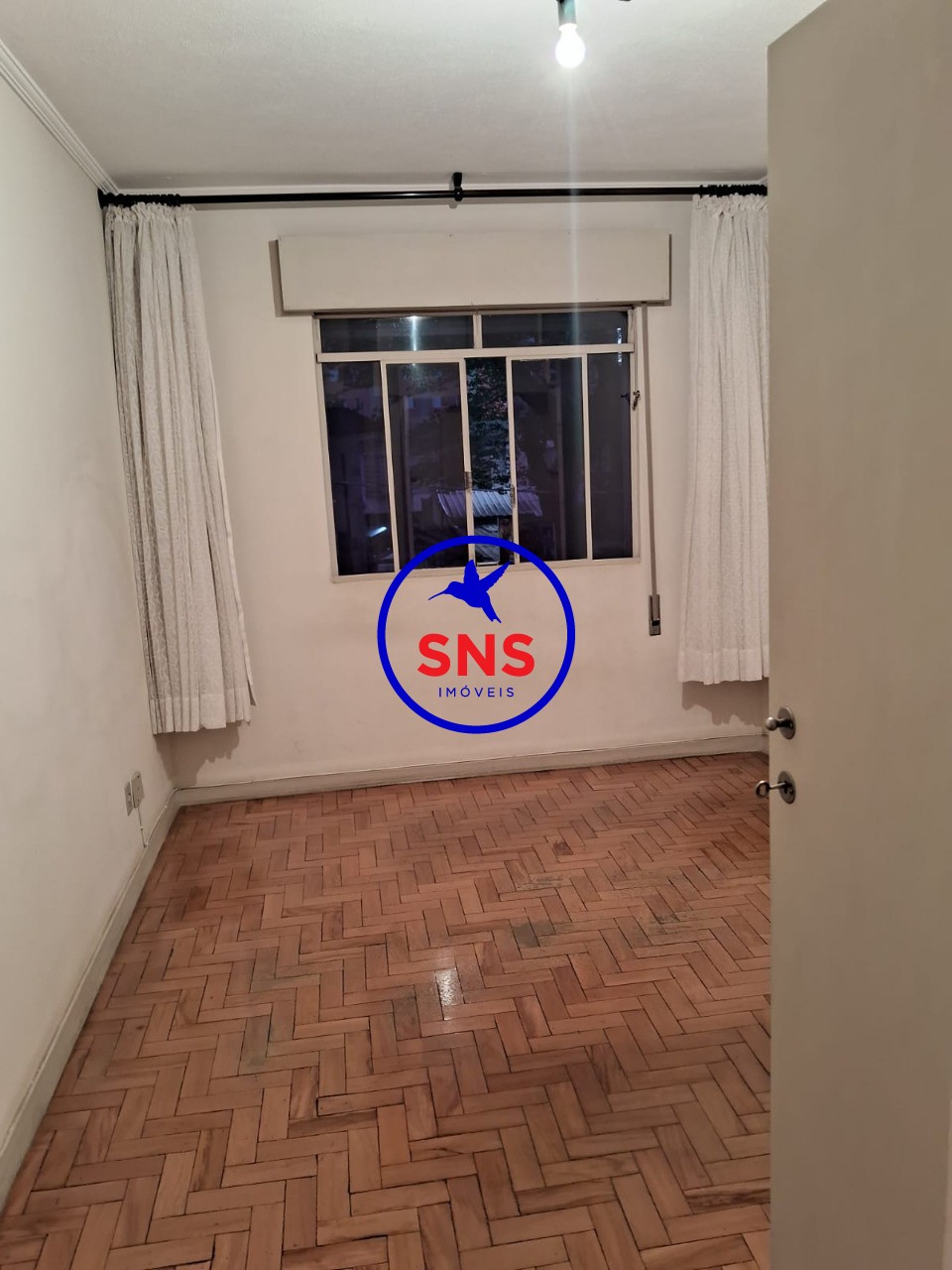 Apartamento à venda com 3 quartos, 160m² - Foto 7