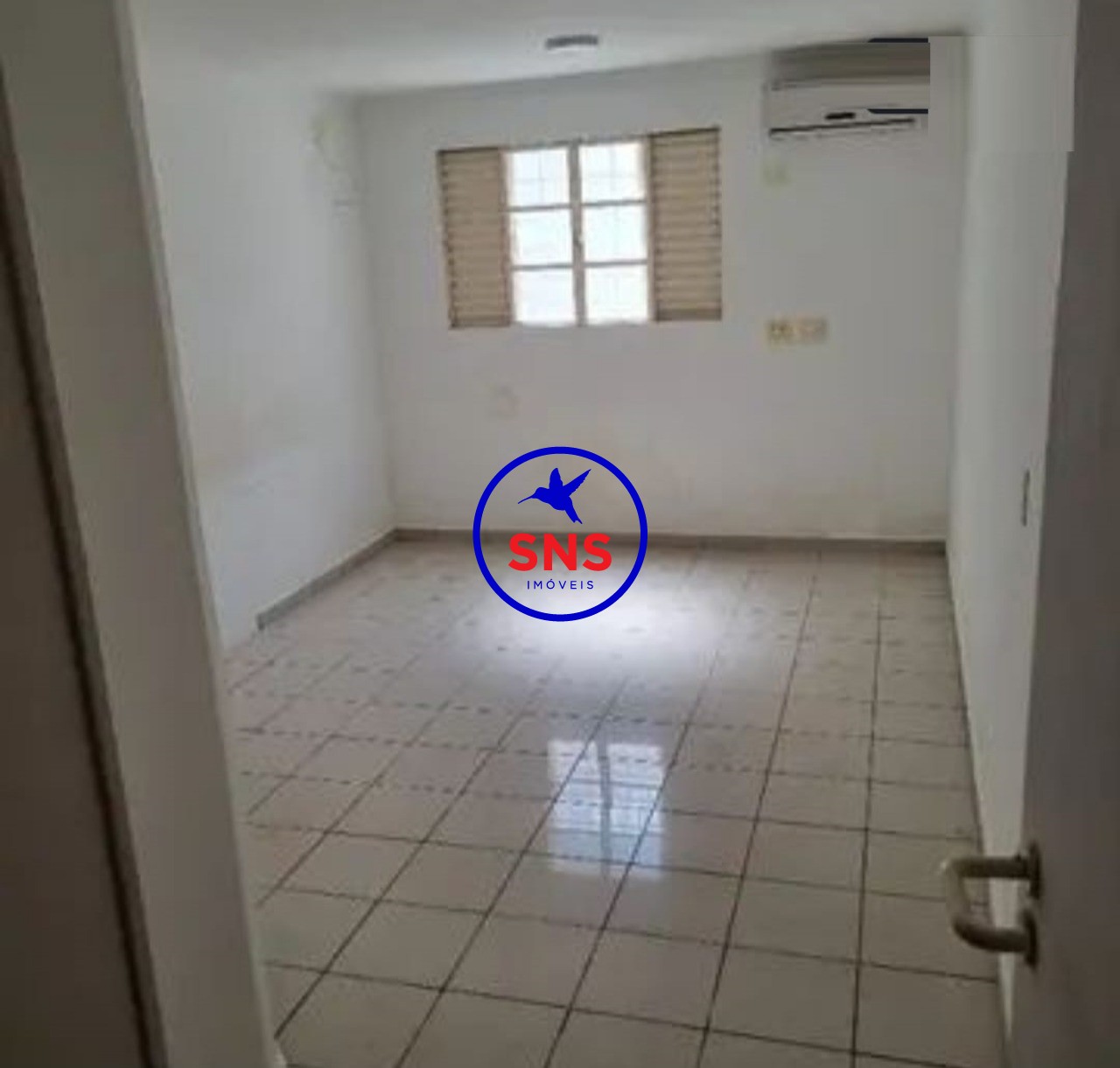 Casa para alugar com 9 quartos, 280m² - Foto 8