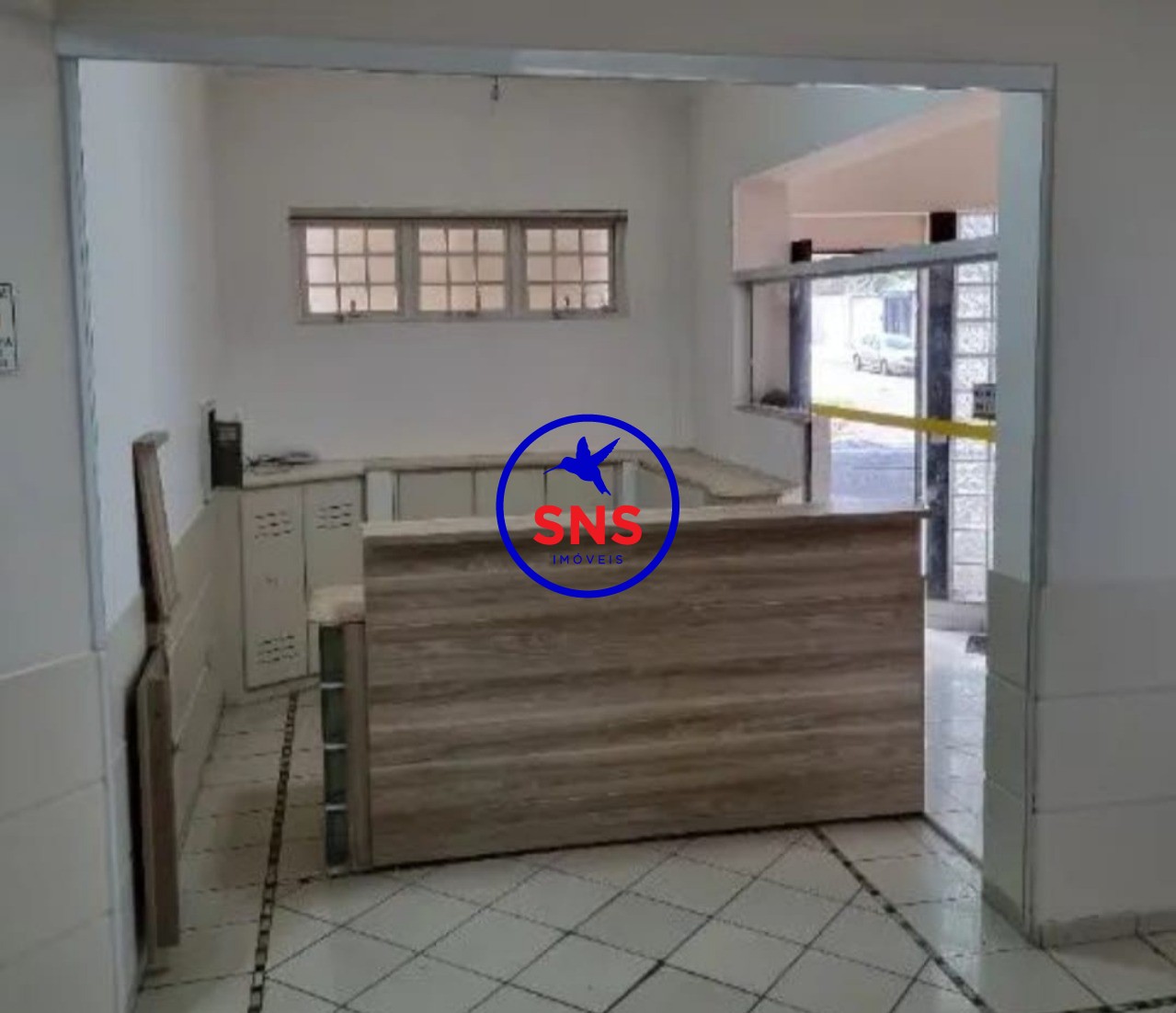 Casa para alugar com 9 quartos, 280m² - Foto 3