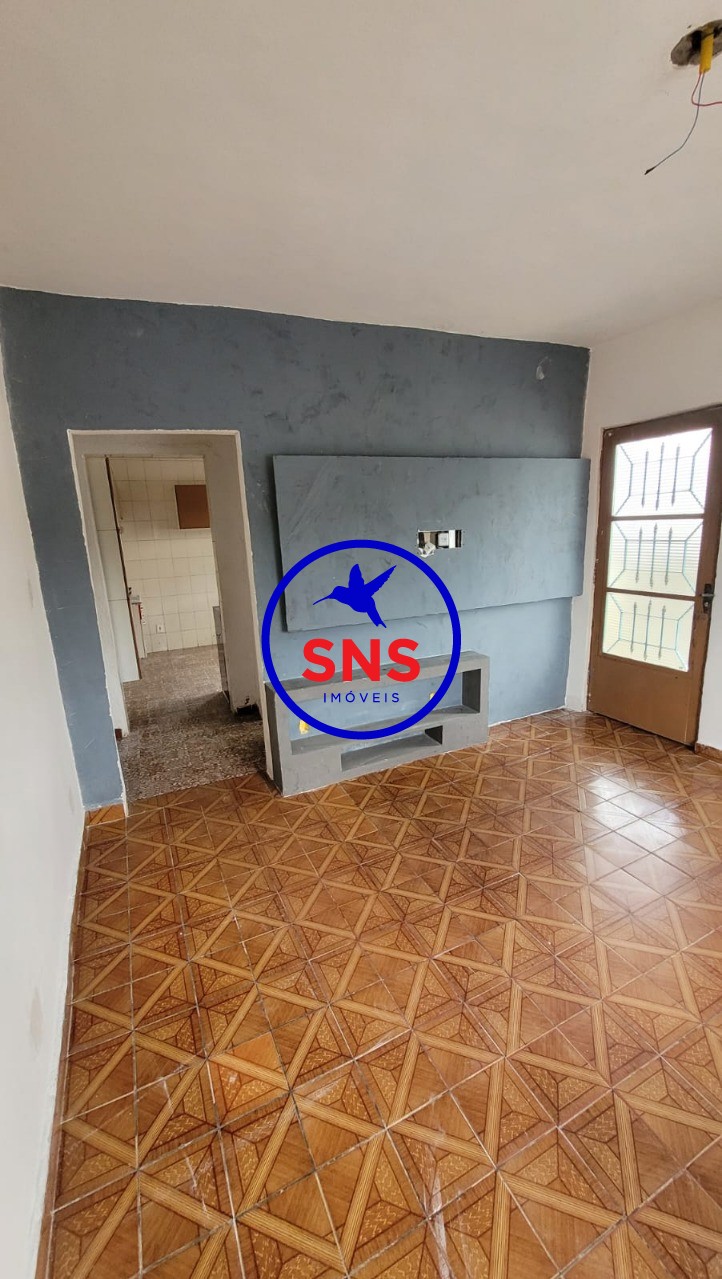 Casa à venda com 5 quartos, 200m² - Foto 17