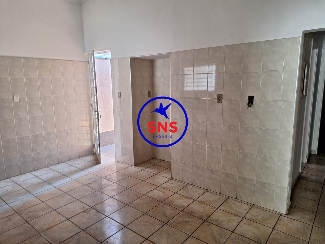 Prédio Inteiro à venda com 3 quartos, 110m² - Foto 6