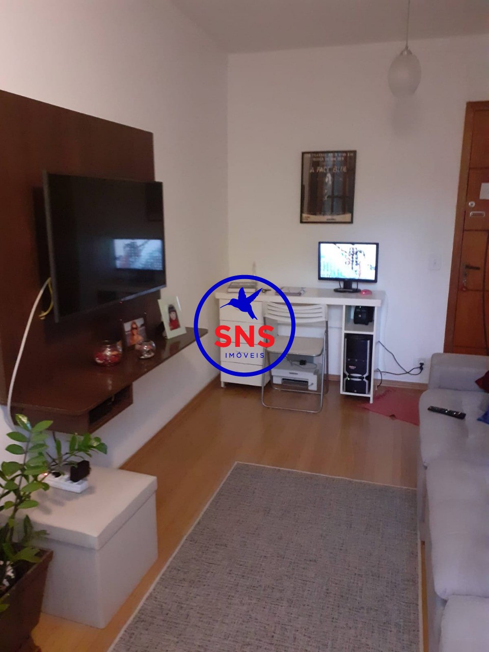 Apartamento à venda com 2 quartos, 62m² - Foto 1