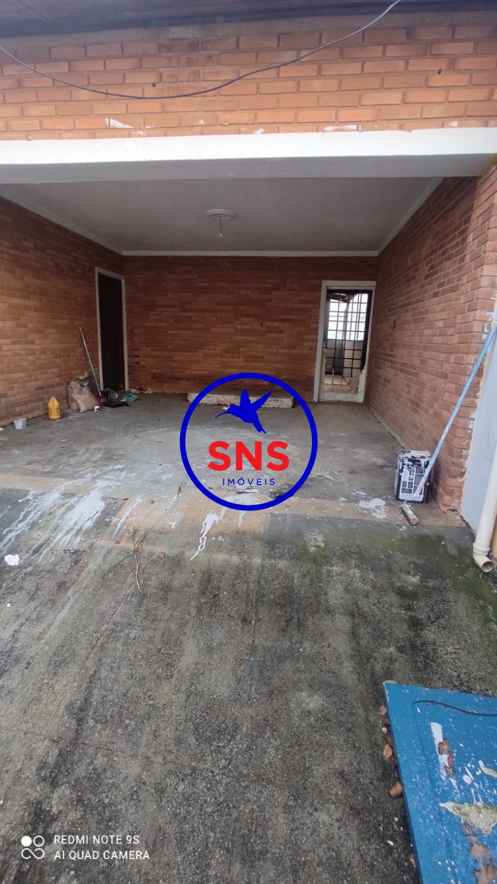 Sobrado à venda com 6 quartos, 75m² - Foto 2