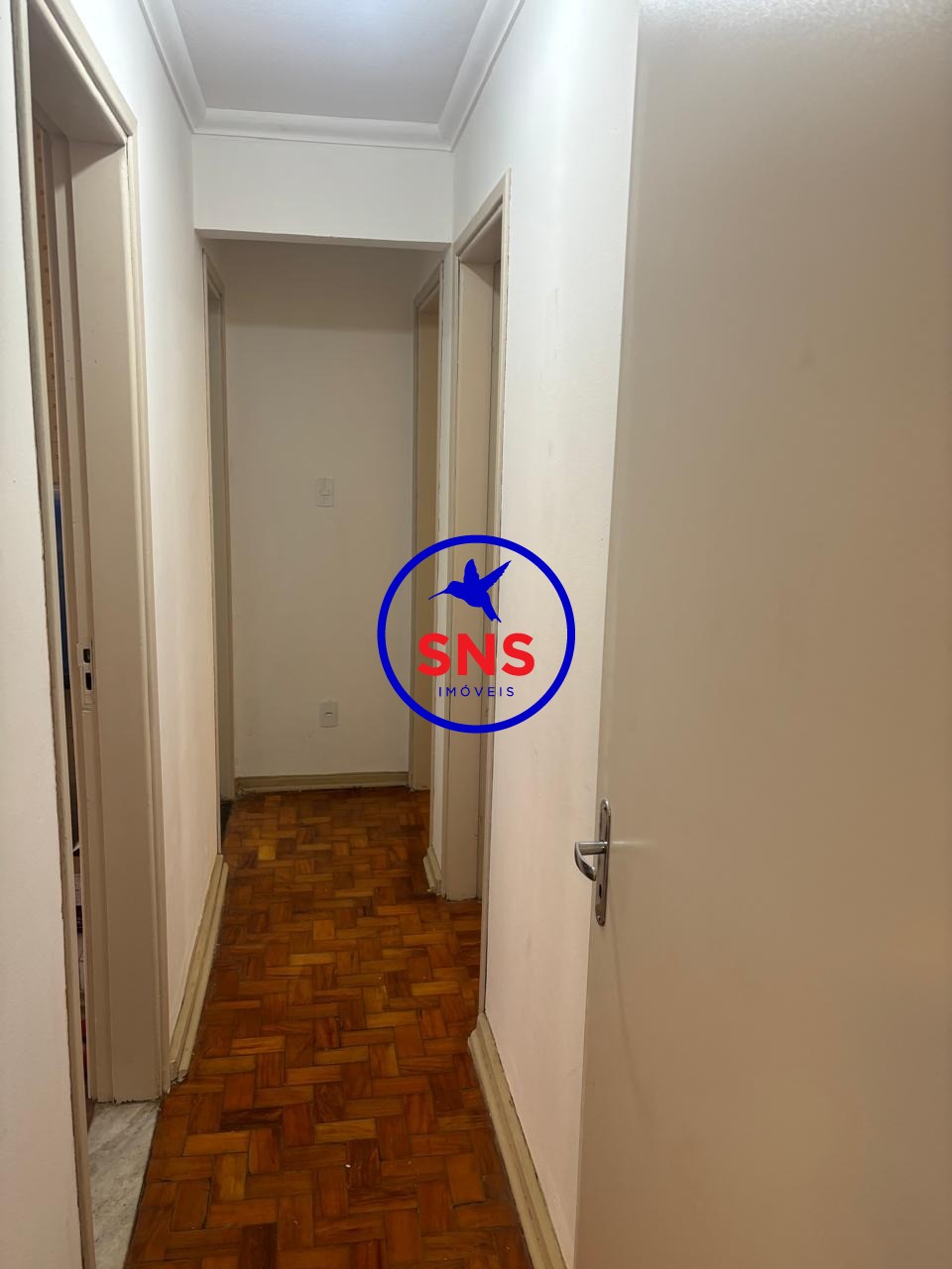 Apartamento à venda com 3 quartos, 168m² - Foto 3