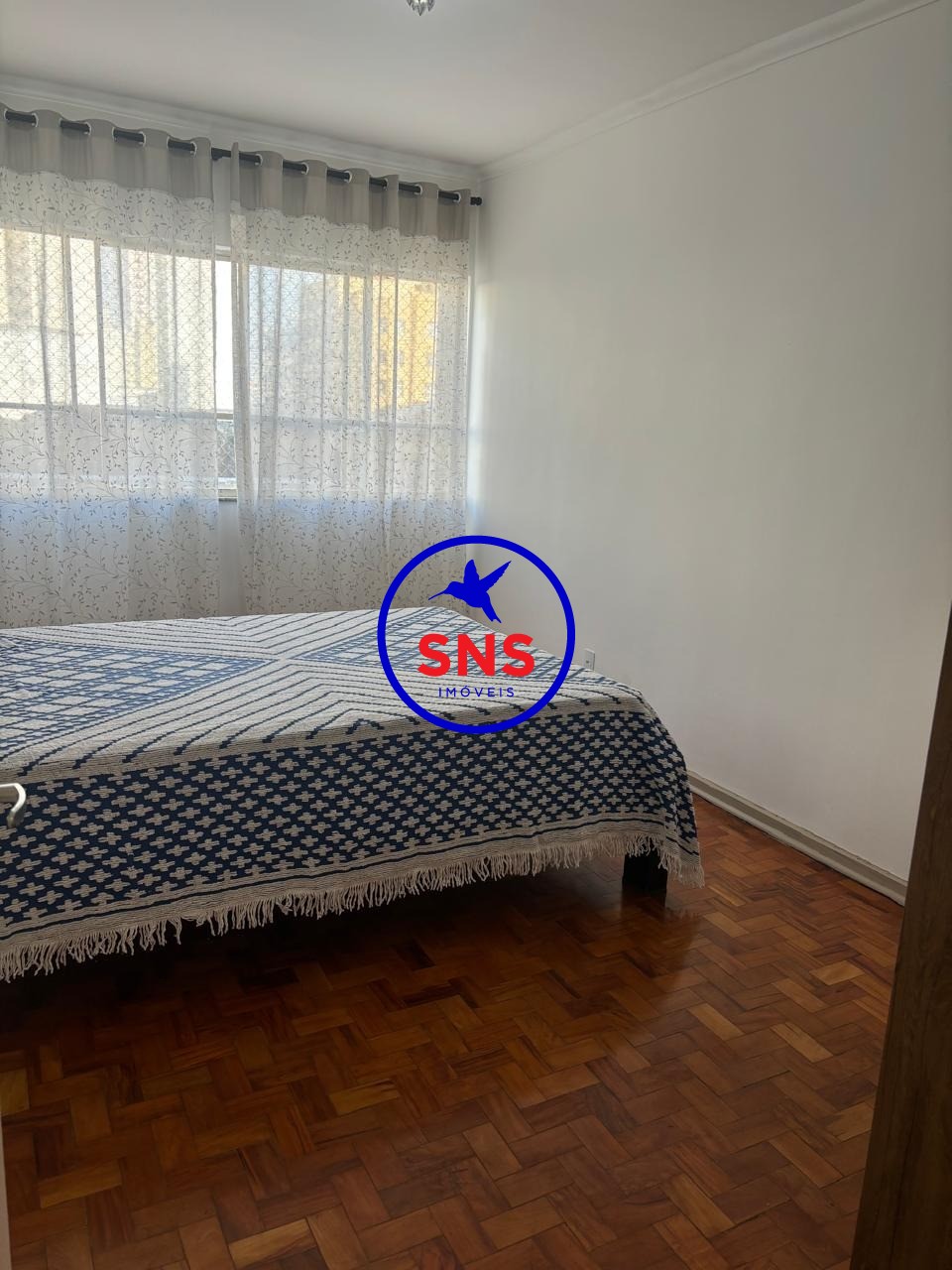 Apartamento à venda com 3 quartos, 168m² - Foto 4