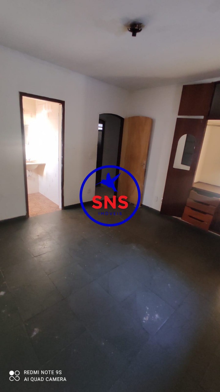 Sobrado à venda com 6 quartos, 75m² - Foto 13