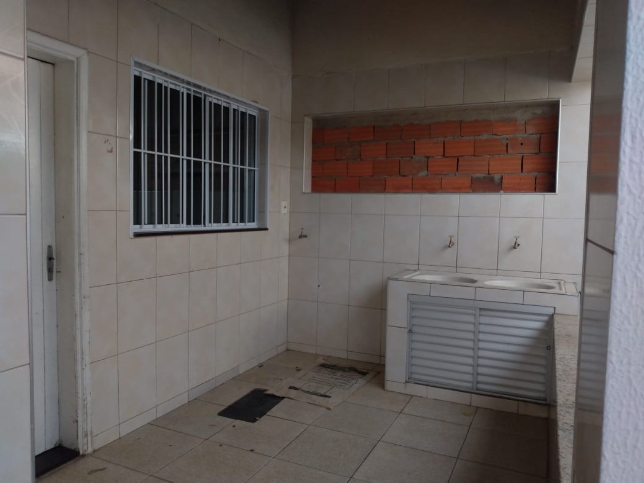 Casa à venda com 4 quartos, 200m² - Foto 23