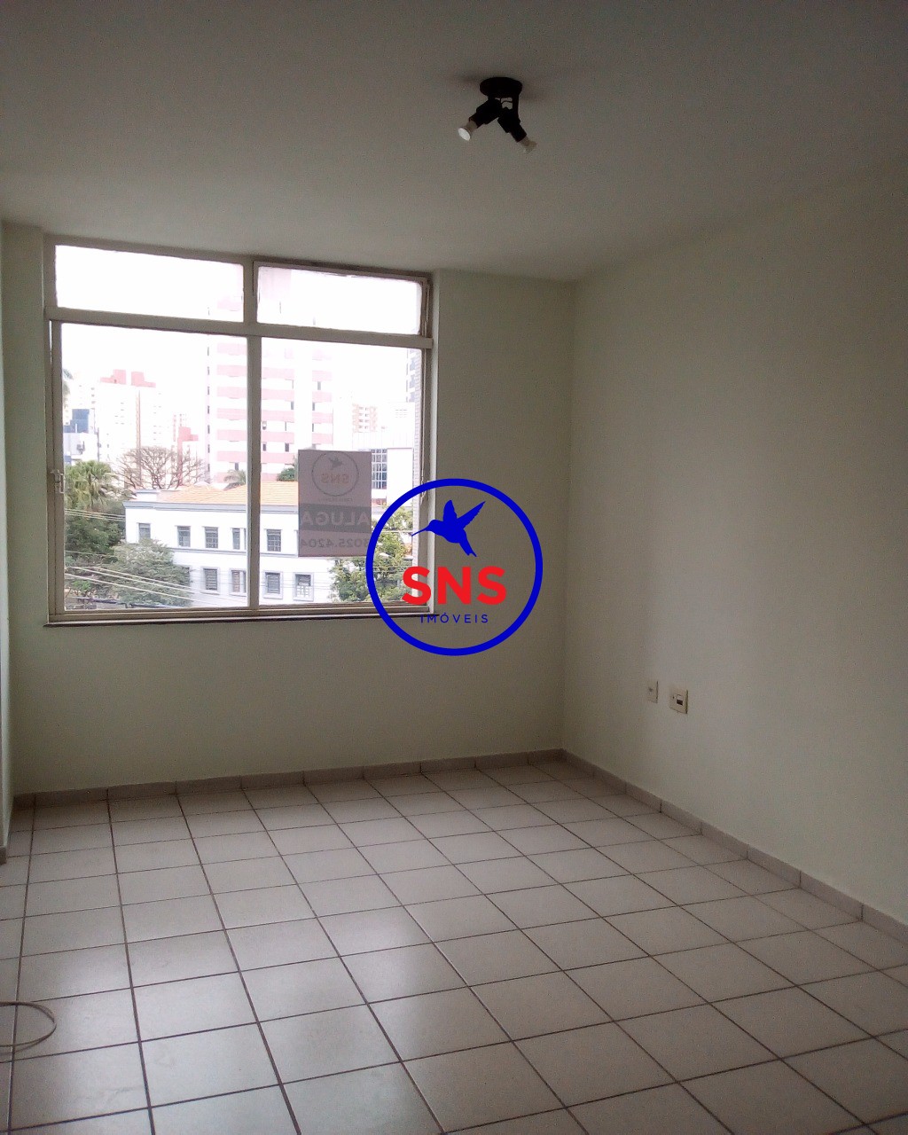 Apartamento à venda com 1 quarto, 55m² - Foto 1