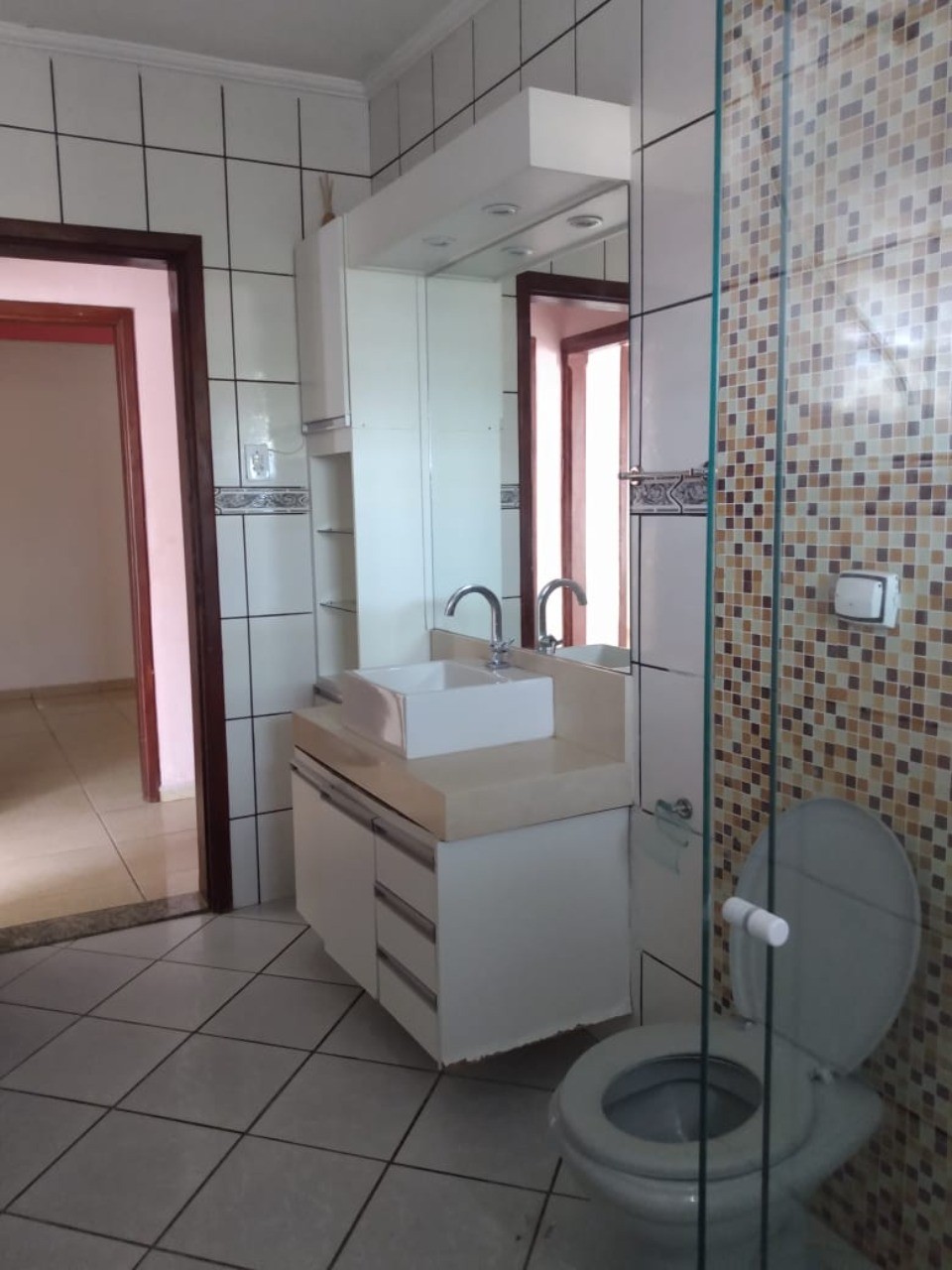 Casa à venda com 4 quartos, 200m² - Foto 13