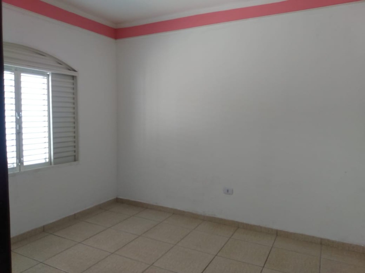 Casa à venda com 4 quartos, 200m² - Foto 10