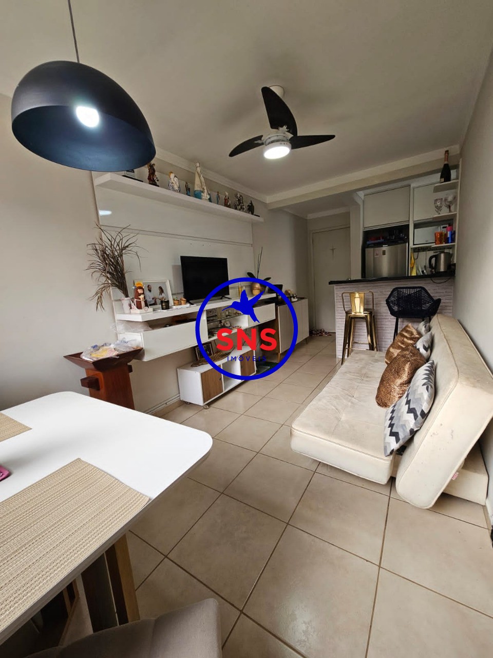 Apartamento à venda com 2 quartos, 51m² - Foto 1