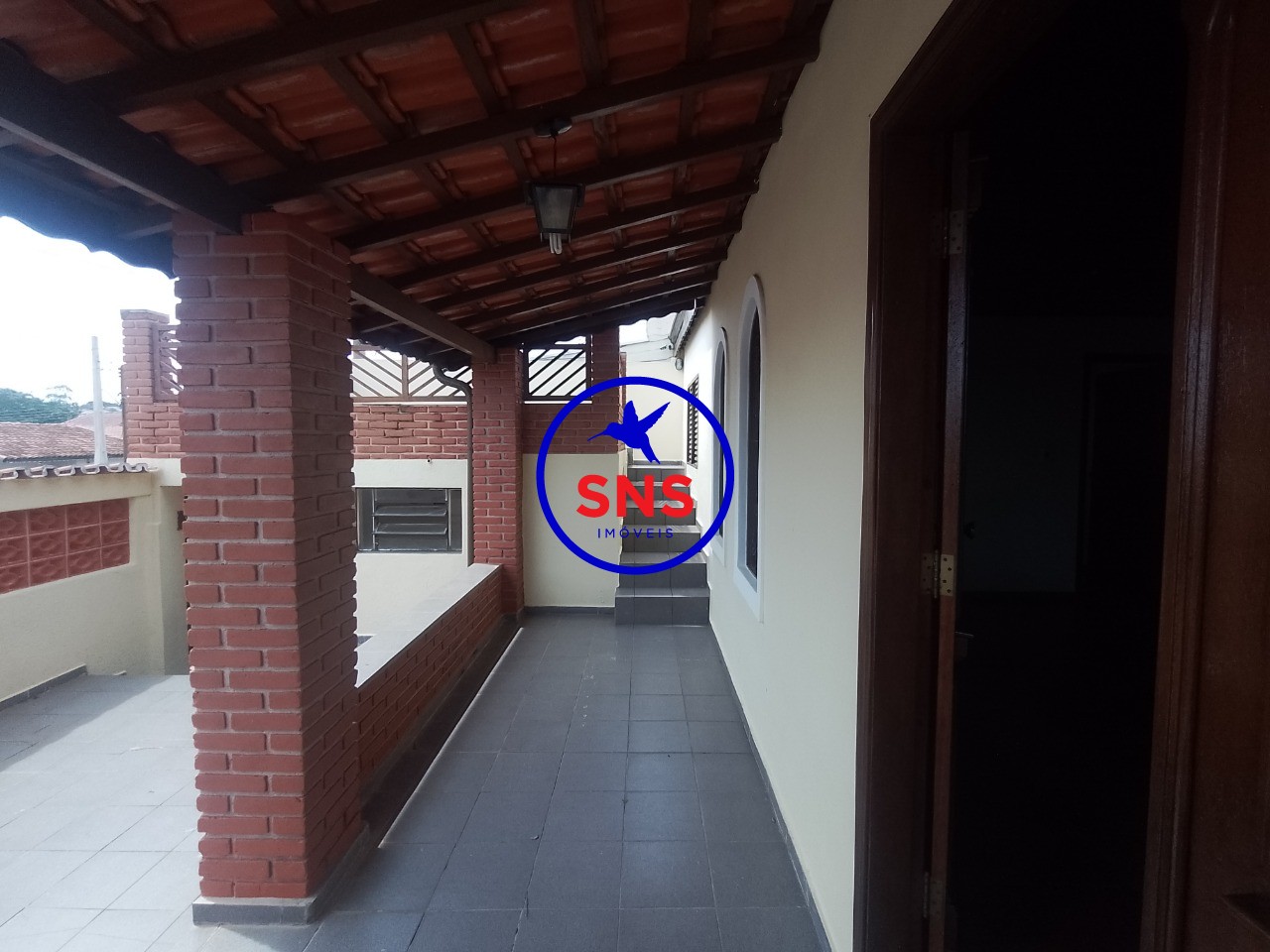 Casa à venda com 4 quartos, 191m² - Foto 3