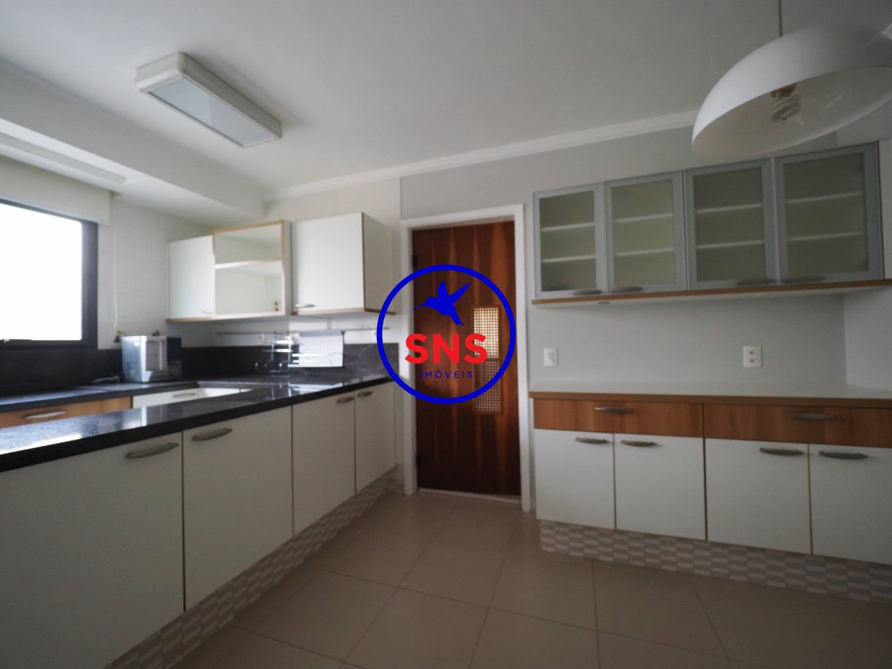 Apartamento à venda com 4 quartos, 226m² - Foto 10