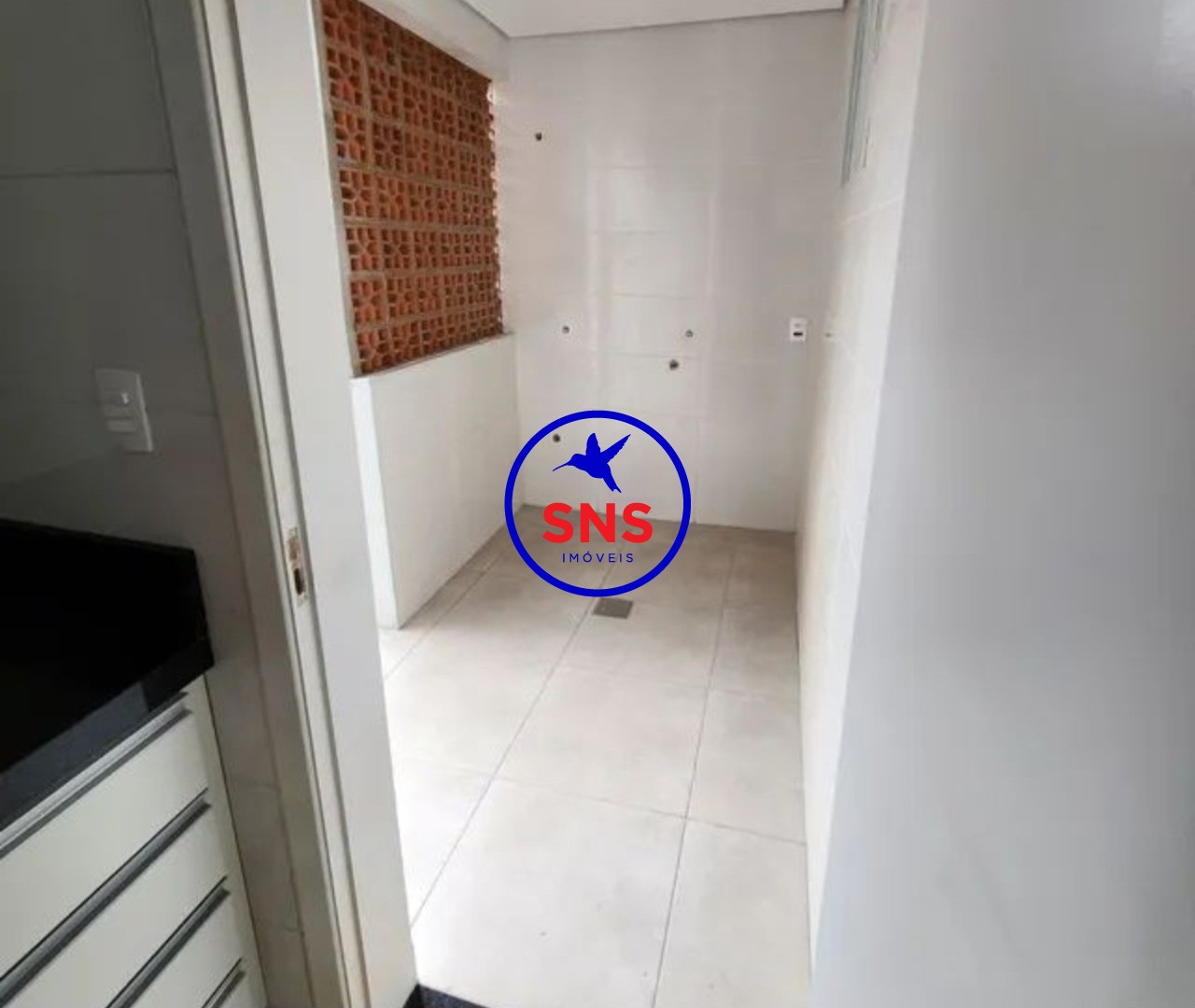 Casa à venda com 3 quartos, 240m² - Foto 4