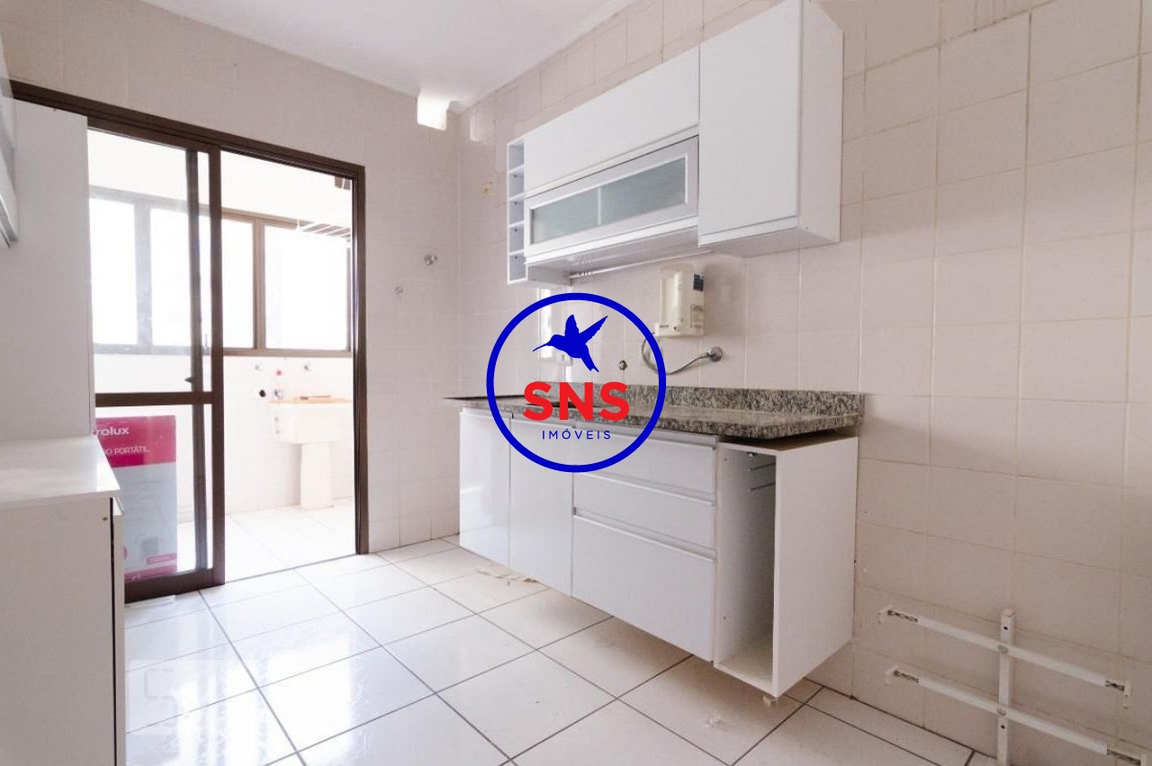 Apartamento para alugar com 3 quartos, 99m² - Foto 12