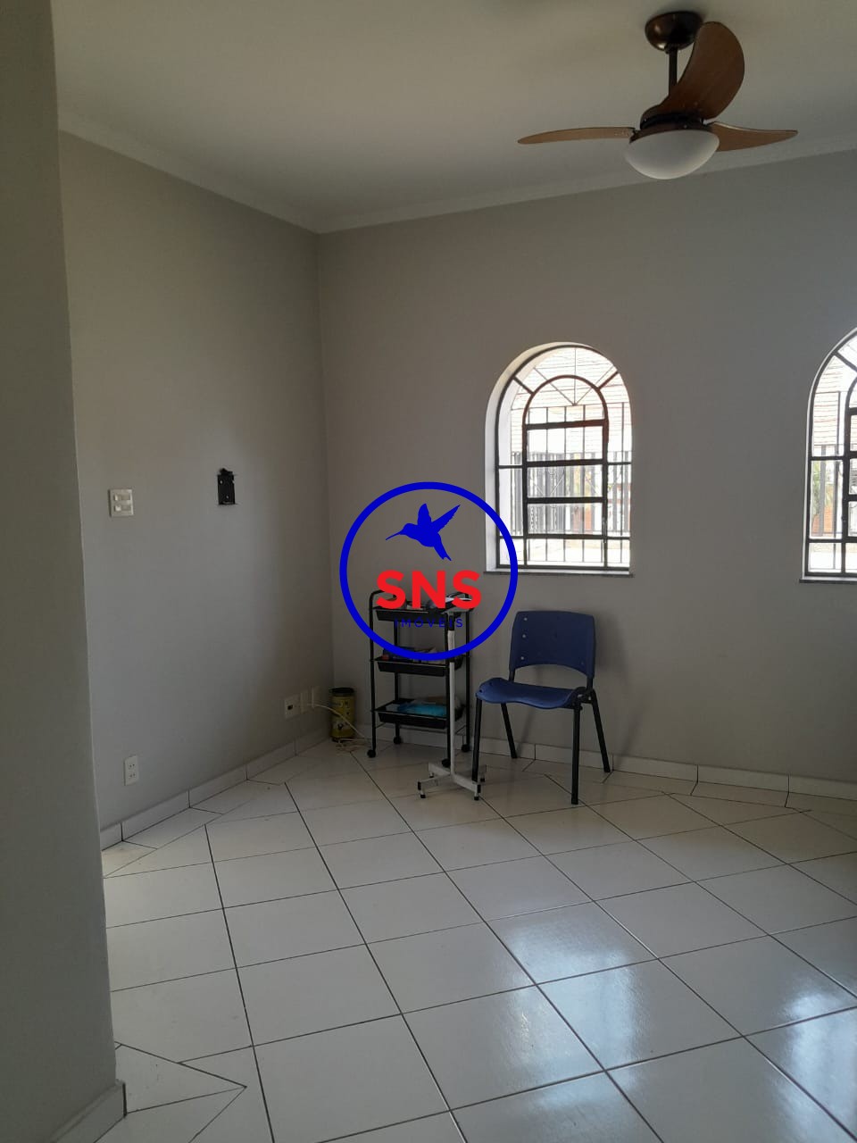 Casa para alugar com 3 quartos, 186m² - Foto 9