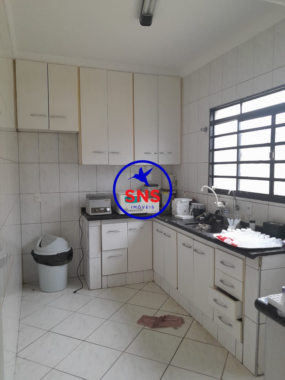 Casa para alugar com 3 quartos, 186m² - Foto 18