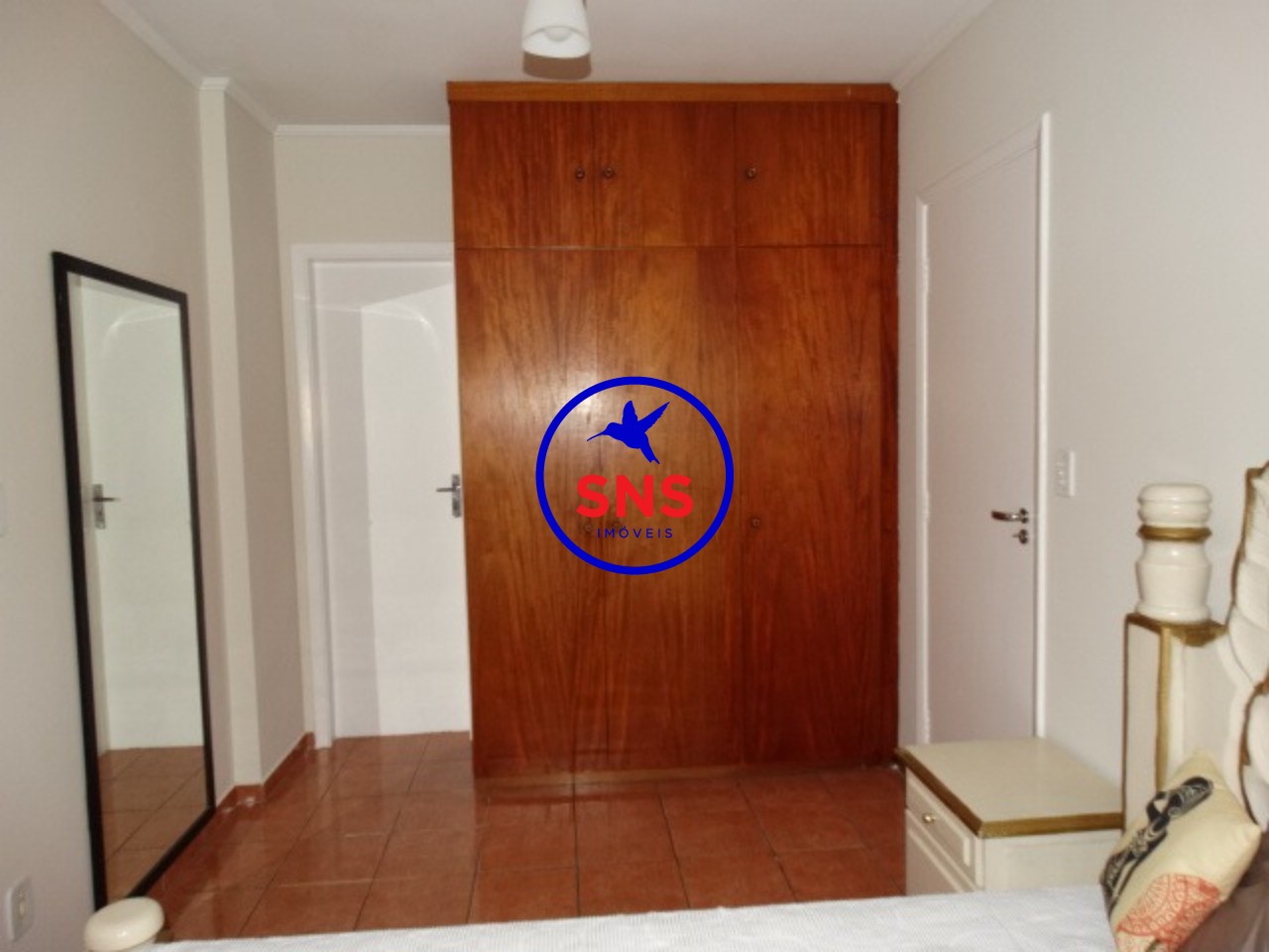 Apartamento para alugar com 1 quarto, 55m² - Foto 10