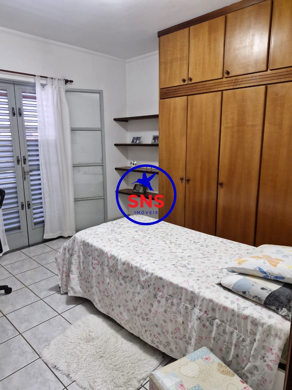 Casa à venda com 3 quartos, 225m² - Foto 10