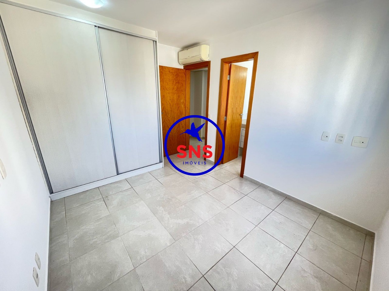 Apartamento para alugar com 2 quartos, 94m² - Foto 13